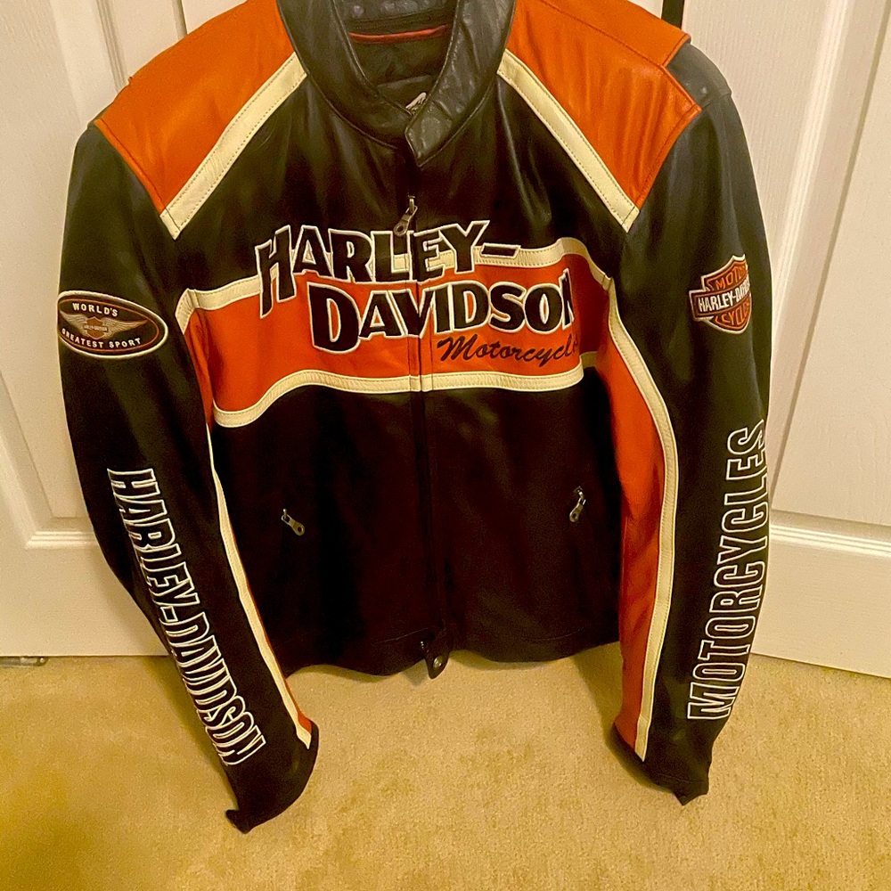 COPY - Genuine Harley men’s leather jacker large